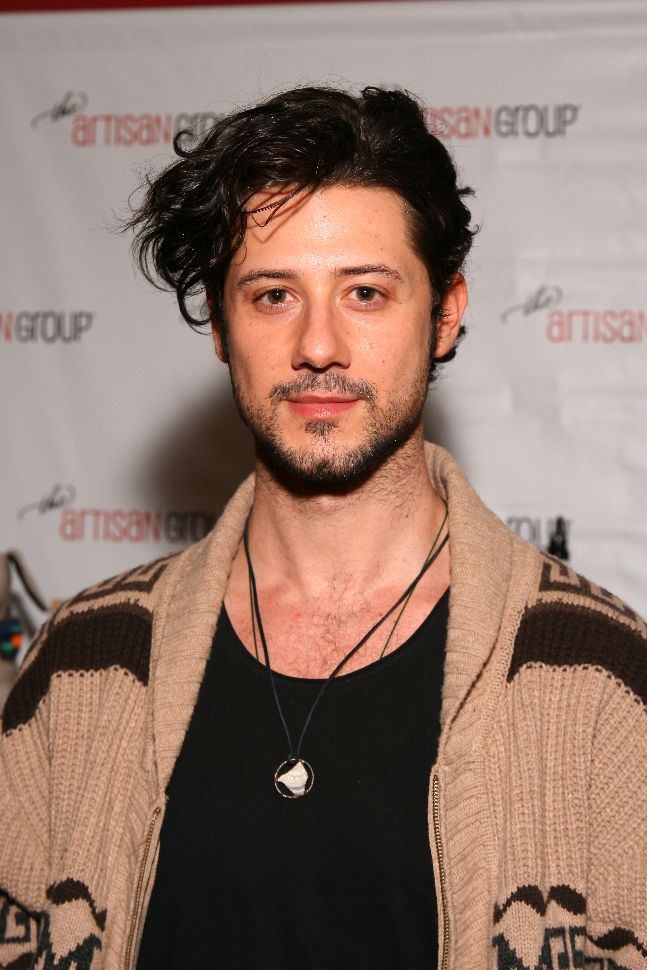 Hale Appleman of SyFy's "The Magicians" with Clever Kim&apos...