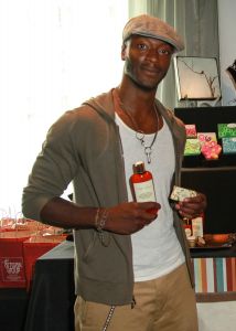 Aldis Hodge - TNT's "Leverage" (Alec Hardison) with Villa Lusso.