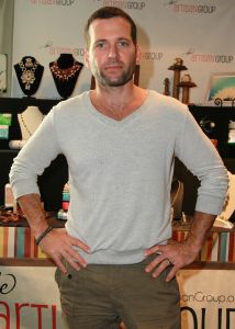 Eion Bailey - ABC's "Once Upon a Time" (August W. Booth) with Jewels for Hope.