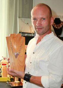 Andrew Howard - "Hatfields & McCoys" ('Bad' Frank Phillips) (Show Nominated for Best Miniseries or Movie) with Angie's Jewelry Design.