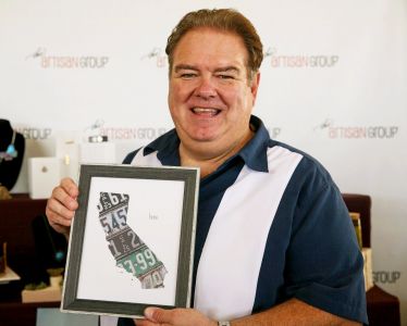 Jim O’Heir of "Parks and Recreation" with <a href="https://www.facebook.com/TheTinOwl/" target="_blank">The Tin Owl</a>.