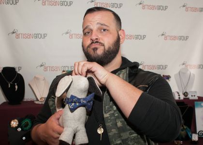 Daniel Franzese of Mean Girls with <a href="https://www.facebook.com/4blackpaws" target="_blank">Four Black Paws</a>.