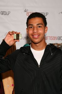 Marcus Schriber of "Black-ish" with THE RAVE 'N' IRON.