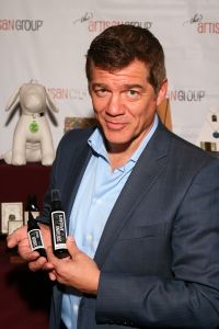 Matthew Glave of "Girlfriend's Guide to Divorce" with Fiore Botanica.